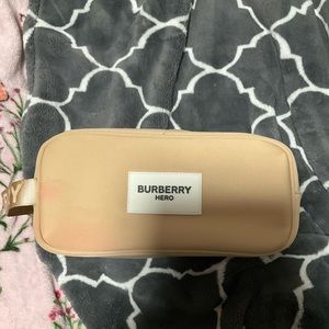 Burberry Hero Toiletry Bag